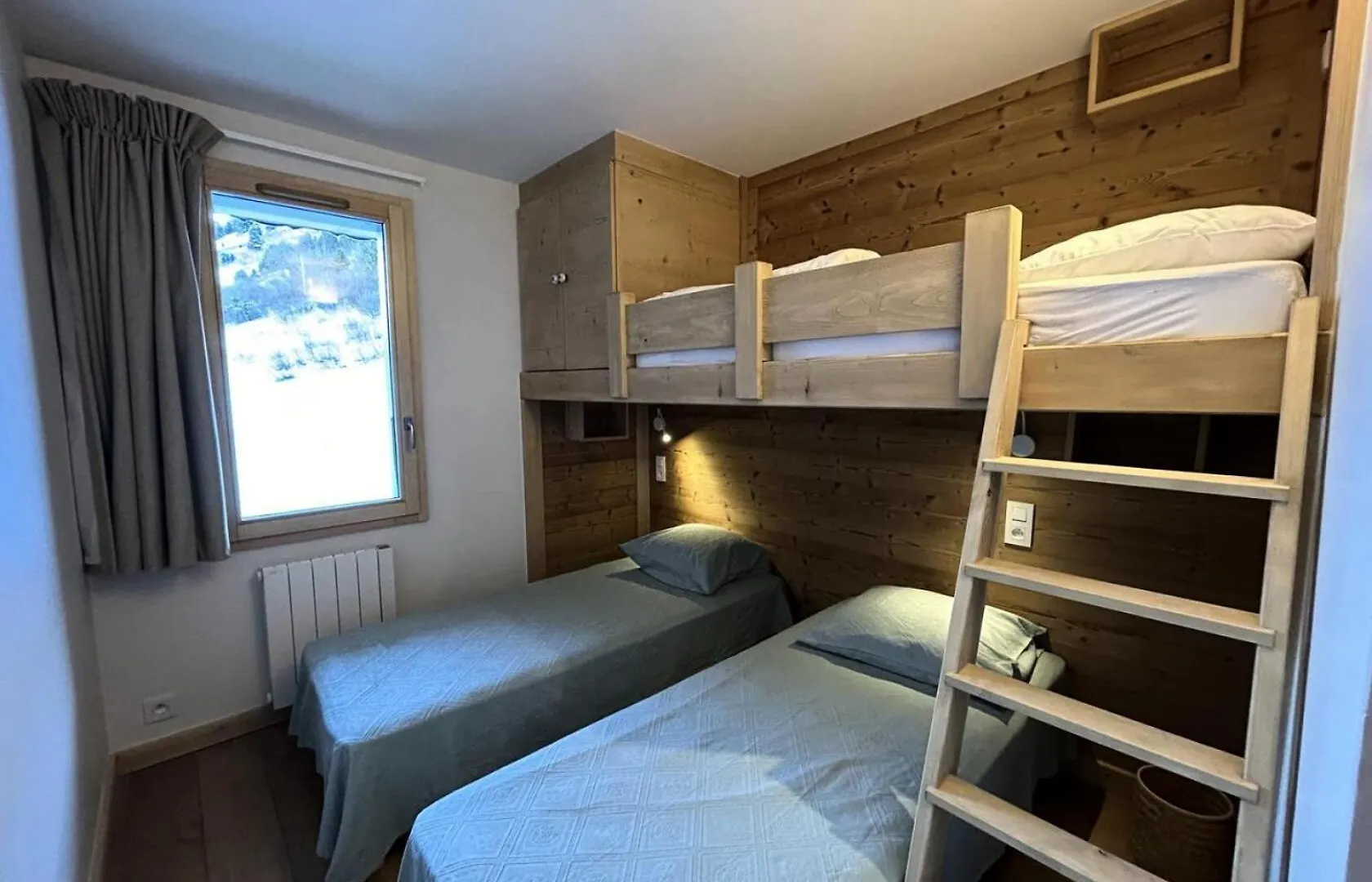 Residence Nantchu - Nantchu 18 Mae-4531 Les Allues 0*,  France